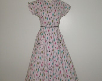Vintage 1950s Pink Novelty Print Dress With Abstract Leaf Design By Brentwood - Size S, M