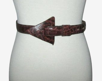 Vintage Brown Leather Belt With Arrow Buckle By Pierre Cardin Italian Croco-Calf 4001 ML