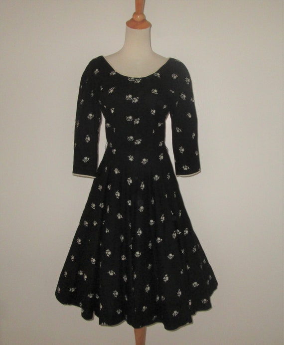 Vintage 1950s Black Floral Dress With Angora Acce… - image 1