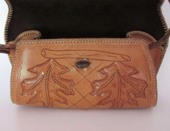 Vintage 1950s 1960s Tan Leather Handbag Purse Wit… - image 8
