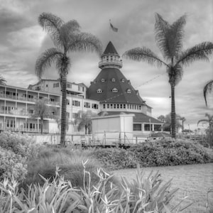 Coronado Hotel San Diego, Black and white photography, Fine art photography, black and white architecture, California photo, Coronado Hotel