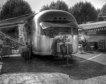 Airstream, Airstream trailer, Airstream black and white, black and white photography, black and white photo, travel photo, RV, camping photo