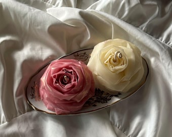 Realistic Rose Beeswax Candle – Handmade Flower Candle, Romantic Home Decor, Gift for Her