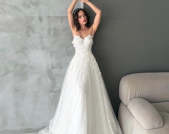 chinese dress ladies Pin-Up Lace Wedding Dress Inspired by 50's with Puffy A Line Skirt
