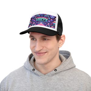 Gorra de camionero Trippy Visions Co. - Gorra snapback psicodélica para festivales, gorra retro con estilo, gorra de béisbol de malla con gráficos coloridos, estilo moderno imagen 10