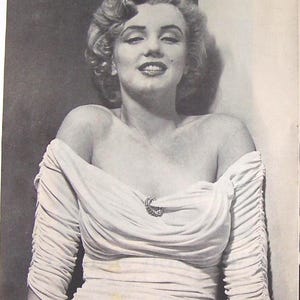Vintage Magazine Page Marilyn Monroe Photo Shoot 1952 Double Page