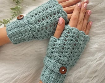 Handmade Crochet Fingerless Gloves, Women's Winter Accessories