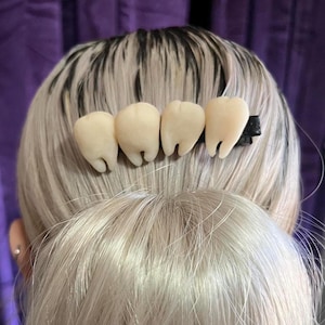 Tooth hair clip