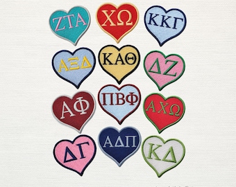 Écusson à lettres grecques sorority Heart - Thermocollant personnalisé brodé - Grand petit cadeau - Sous licence officielle - Fabriqué aux États-Unis