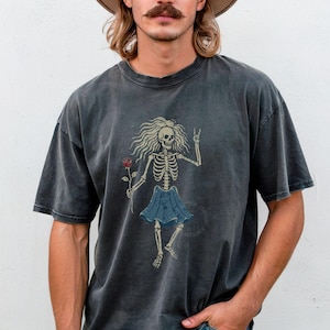 Rosebud Gitarren-T-Shirt: Grateful Dead Jerry Garcia Comfort Colors Tee