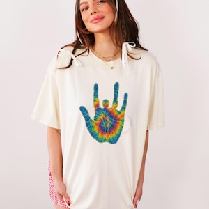 Jerry Garcia Handprint T-Shirt: JGB Grateful Dead Tie-Dye Jerry Hand Shakedown Lot Style Tee