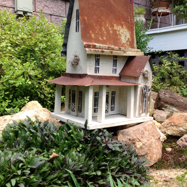 Victorian Two Story Birdhouse -Perfect for Every Home