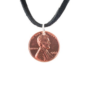 ラッキーペニーコインネックレス、アメリカ1セント、ペンダント、幸運、革紐、男性用または女性用ネックレス、1963年、1967年