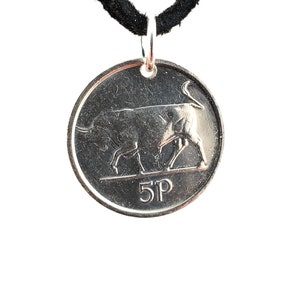 Irish Coin Necklace, Bull Pendant, 5 Pence, Coin Pendant, Celtic Harp, Leather Cord, Men&#39;s Necklace, Women&#39;s Necklace, Birth Year, 2000