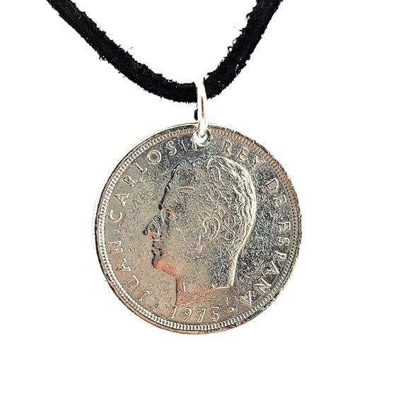Spanish Coin Medallion and Freshwater Pearl Necklace – Klara Haloho