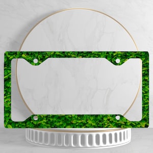Green Leaf License Plate Frame – Nature Inspired Car Accessory, Botanical Jungle Vibes, Eco Aesthetic Gift Plate Cover