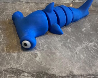 Flexi Hammerhead Shark, clownfish, Nemo, 3D Printed fidget, desktop, gift, Father’s Day