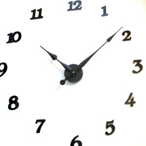 Number 6 Hand Set, 12&quot; Balanced Hands with a High-Torque Motor, Wall-Mounting Hub and a Set of Deluxe Clock Markers