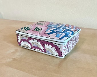Vintage Porcelain Square Trinket Box, Floral Vanity Decor, Decorative Chinese Lidded Jewerly Box