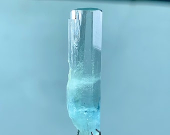 Natürlicher Terminierter blauer Aquamarin-Kristall, 13.10 Karat