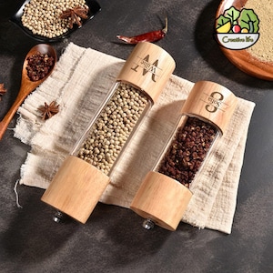 Personalized Wooden Salt & Pepper Grinder, Custom Name Pepper Grinder Mill,Manual Spice Crusher Kitchen Utensils, Clear Pepper Grinder,Gifts