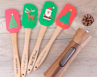 Personalized Silicone Spatula Custom Engraved Kitchen Utensil Baking Spatula Cooking Gift for Mom Housewarming Wedding Gift