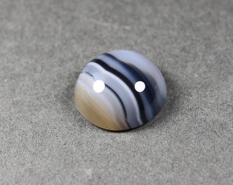 Black And White Stripped High Dome Round Cabochon 16.9 Brazilian Agate