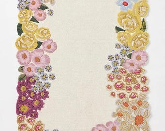 Hand-Tufted Wool Area Rug: Floral Design, Handmade Carpet