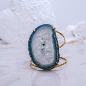 Blue Agate Druzy Cuff Bracelet – Natural Crystal Jewelry, Handmade Gold Plated Bangle, Boho Chic Statement Piece, Maxi Bracelet