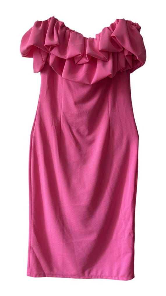 Elegant Off-Shoulder Pink Ruffle Dress – One Size (Fits Up to EU 42) | Perfect for Special Occasions & Holidays