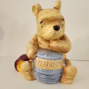 classic Winnie the pooh coin bank