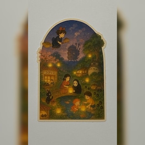 Op de afbeelding: Kleurrijke illustratie met personages uit Studio Ghibli-films. Kiki vliegt op een bezem, terwijl andere personages zich verzamelen bij een brug en lantaarns. De afbeelding heeft een warm kleurenpalet en een grillig gevoel.