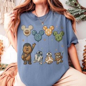 Retro Chewbacca R2D2 BB8 Ewok ballongtröja, Disney Star Wars ballongtröja, Star War Disneyland semestertröja, Star Wars presenttröja, Baby Yoda bild 6