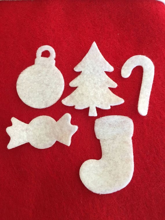 pRiMiTiVe Wool Felt Die Cut Shapes~Penny Rug~Applique~Red Christmas Stockings~