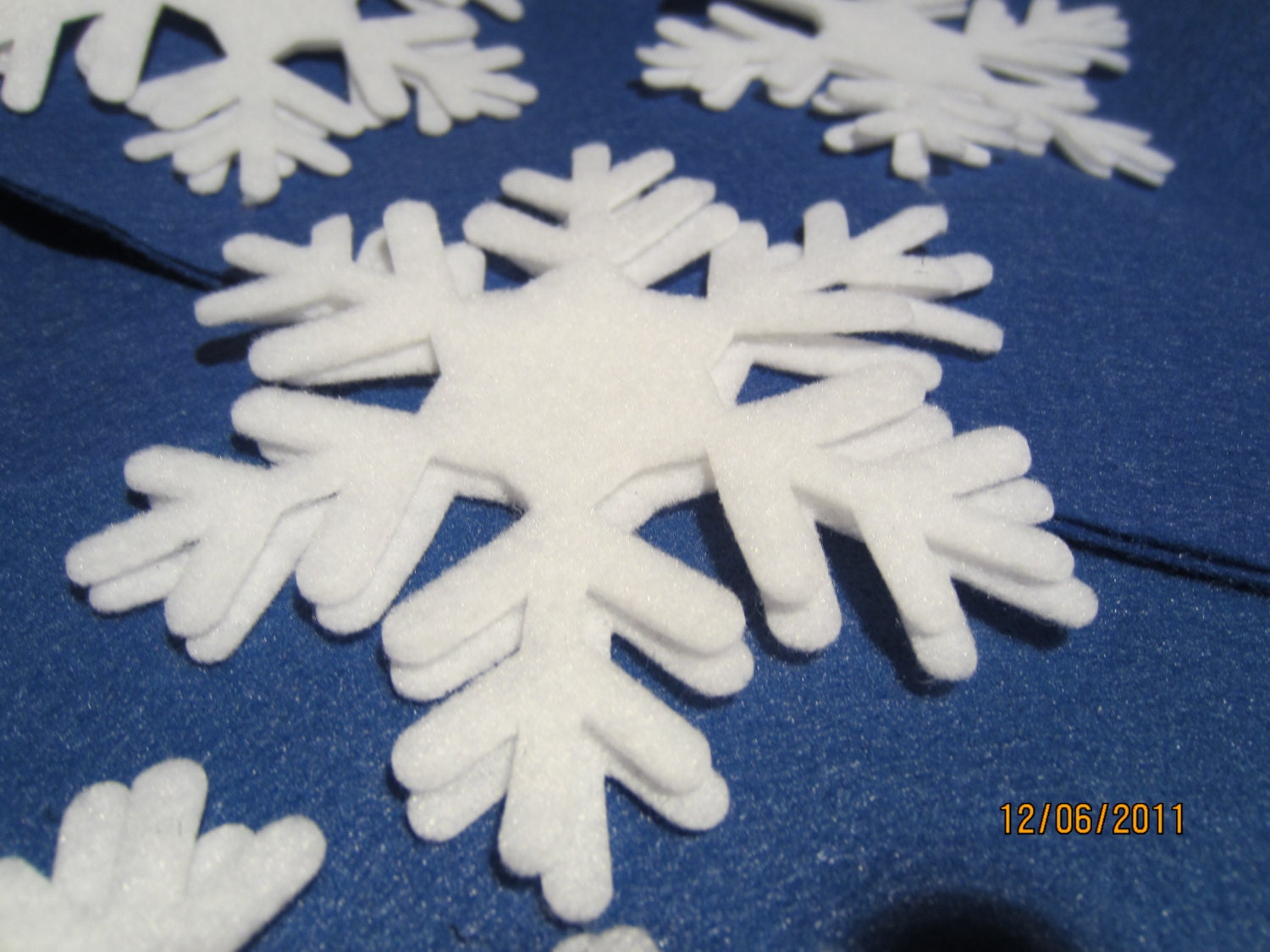 5 Inch Felt Snowflakes 9 Quilting-fabric Appliques-hair