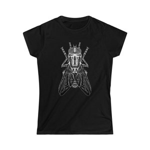 Camiseta Softstyle Feminina Beelzebub