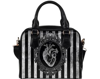 Black Heart Shoulder Handbag