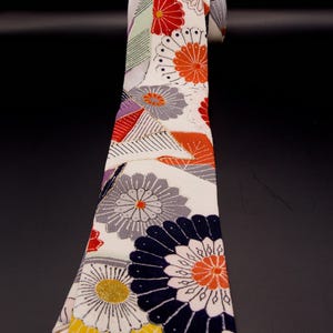 Handmade Japanese Kimono Necktie – Traditional Japanese Pattern Tie for Men – Unique Gift for Him – Groomsmen, Formal, Cultural Style