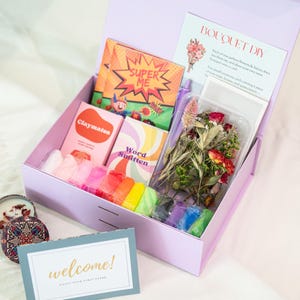 Boîte pour rencards, 4 jeux et travaux manuels développés uniquement, pour tisser des liens plus profonds pour les rendez-vous et les couples, montrer que vous vous souciez plus profondément