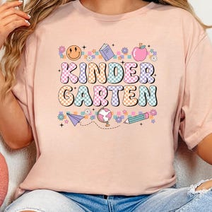 Kleutershirt, hallo kleuterschool, outfit eerste schooldag, kinder T-shirt, terug naar school, kinder shirts, kindershirt, V007