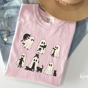 Comfort Colors® Сute Ghost Cat Shirt, Halloween-Katzenshirt, schwarze Katzenshirt, Katzenliebhaber Shirt, Ghost Cat T-Shirt, Lustiges Ghost Cat Shirt, V344