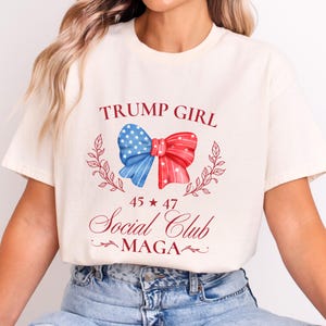 トランプガール MAGA シャツ、トランプ 45-47 MAGA スウェットシャツ、トランプに投票 T シャツ、アメリカを再び偉大にパーカー、選挙日 T シャツ、トランプギフト