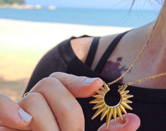 Golden Sunburst Pendant Necklace in Stainless Steel, Silver or Gold Finish, Sunshine Necklace, Sun Necklace, Non Tarnish Jewelry