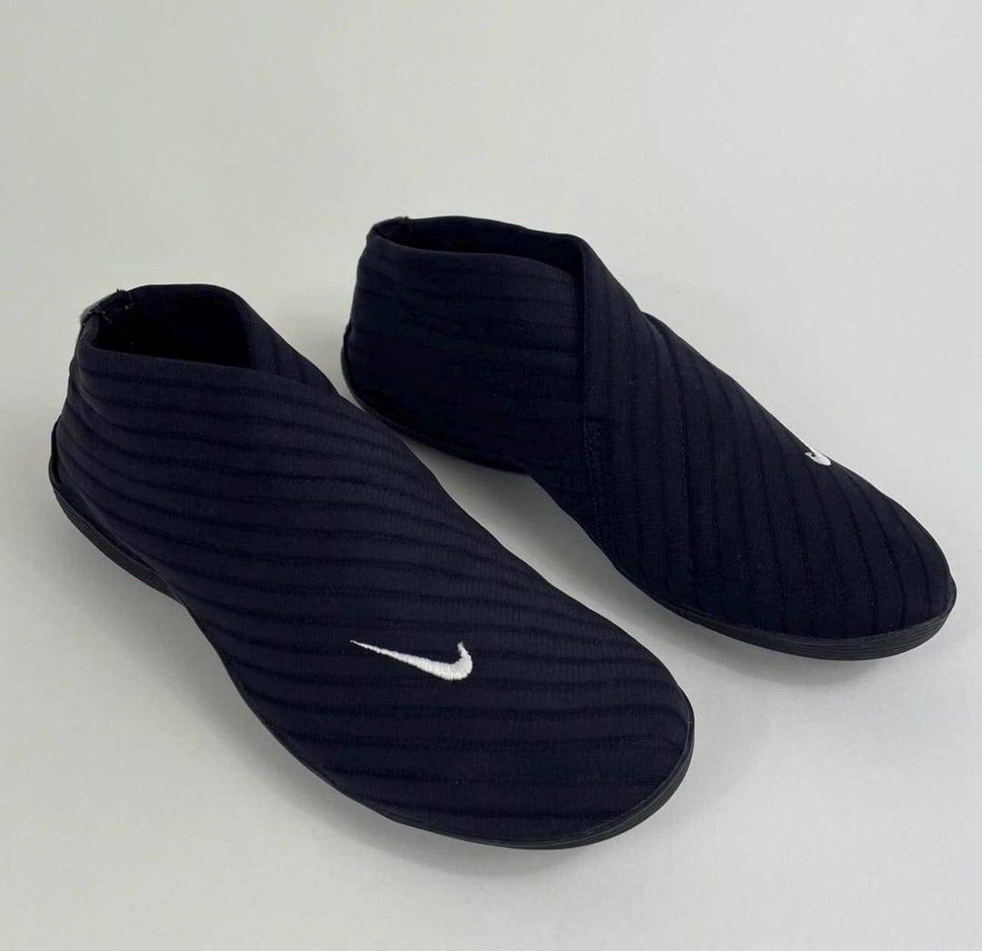 NIKE  WMNS  KYOTO  MULE  デッドストック NIKE WMNS KYOTO MULE デッドストック - メルカリ