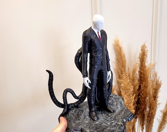 Slenderman Figure – Creepypasta Horror Statue | Creepy Urban Legend Collectible