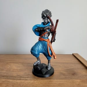 Handmade Yasuo Figure: League of Legends Collectible, Hand-Painted