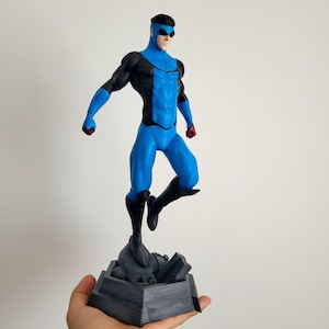 Mark Grayson Invincible Figure: 3D Printed Superhero Desk Decor