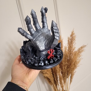 Soporte para control de Berserk Guts: decoración de escritorio para juegos de anime / soporte para guerrero manga