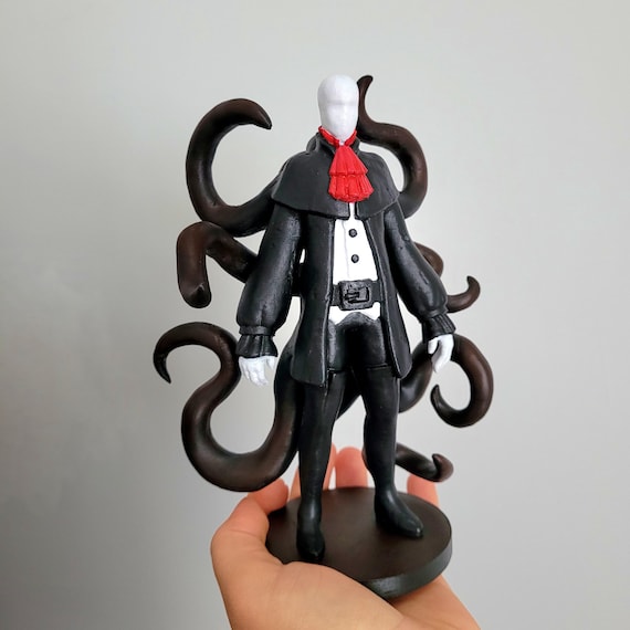 Slenderman Figure: Gothic Horror Resin Statue - Etsy