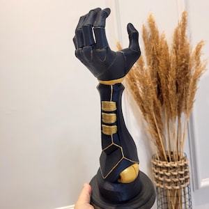 Handmade Gustave Figurine: Expedition 33 Mechanical Arm Statue